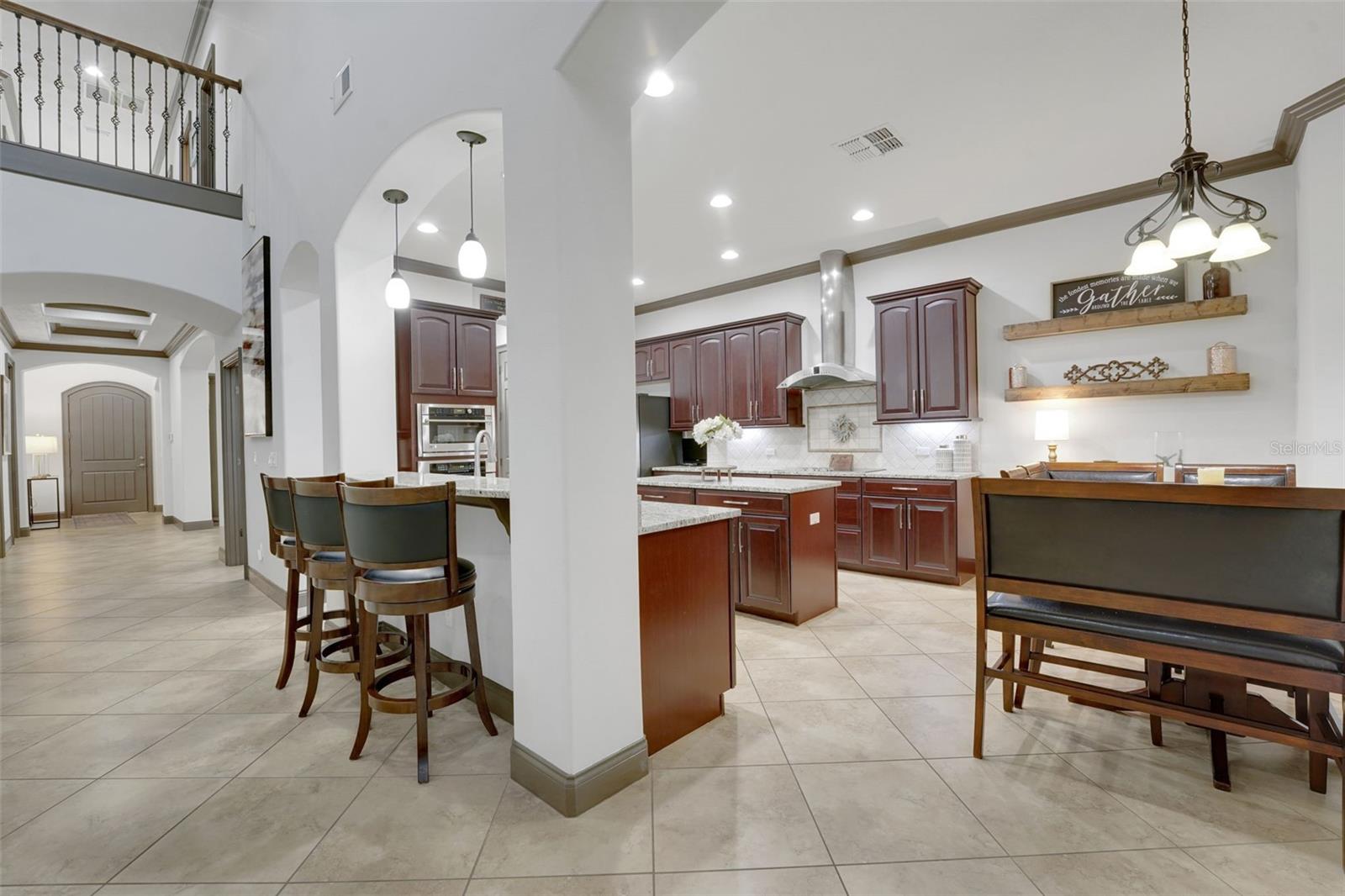 Image 14 of 52 For 5378 Glenlake Place