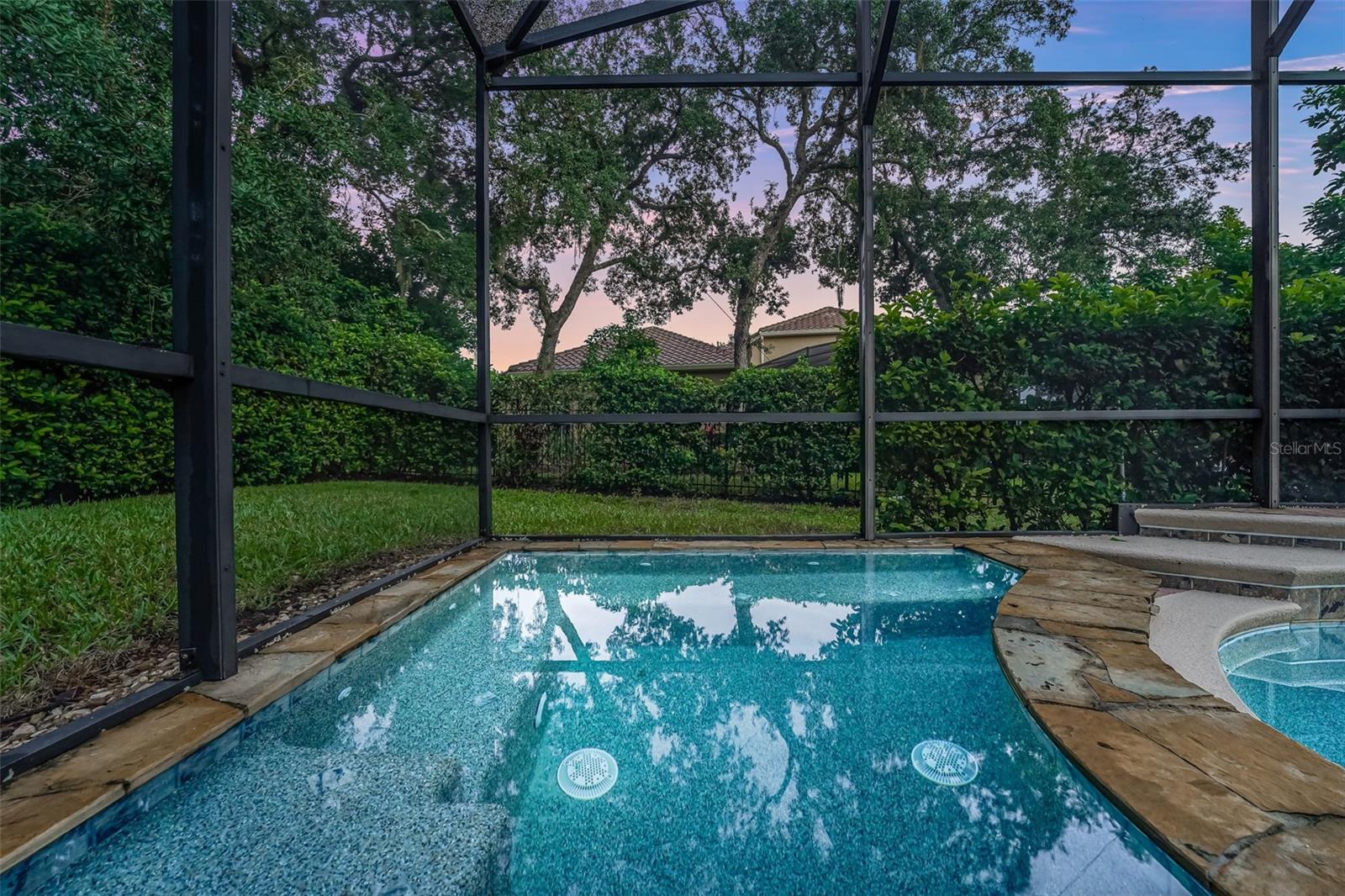 Image 25 of 52 For 5378 Glenlake Place