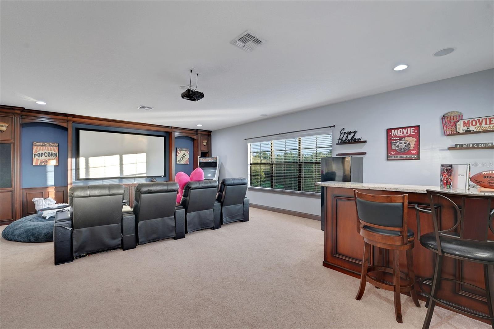 Image 36 of 52 For 5378 Glenlake Place