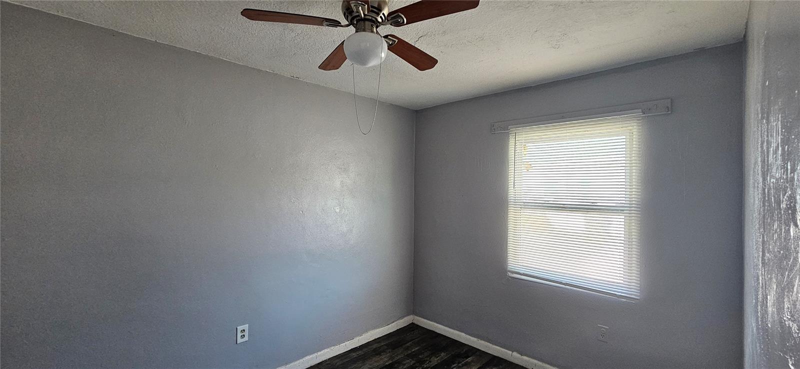 Image 6 of 8 For 424 Charles Street 07