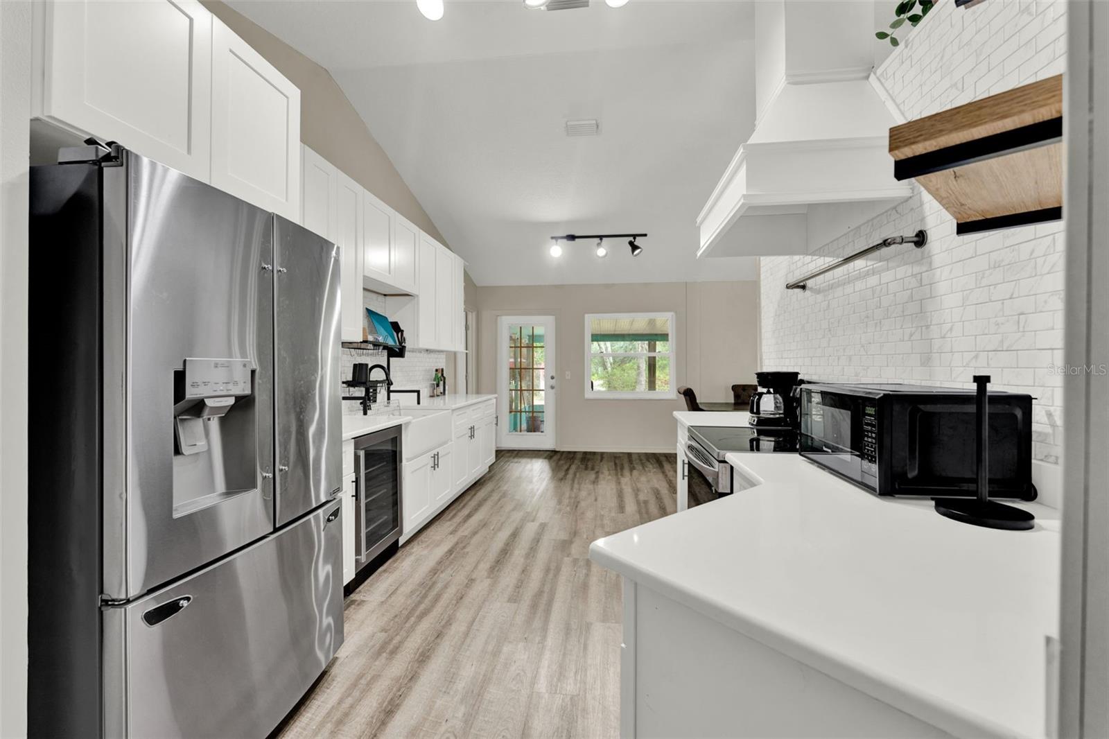 Image 6 of 38 For 32645 Red Oak Drive
