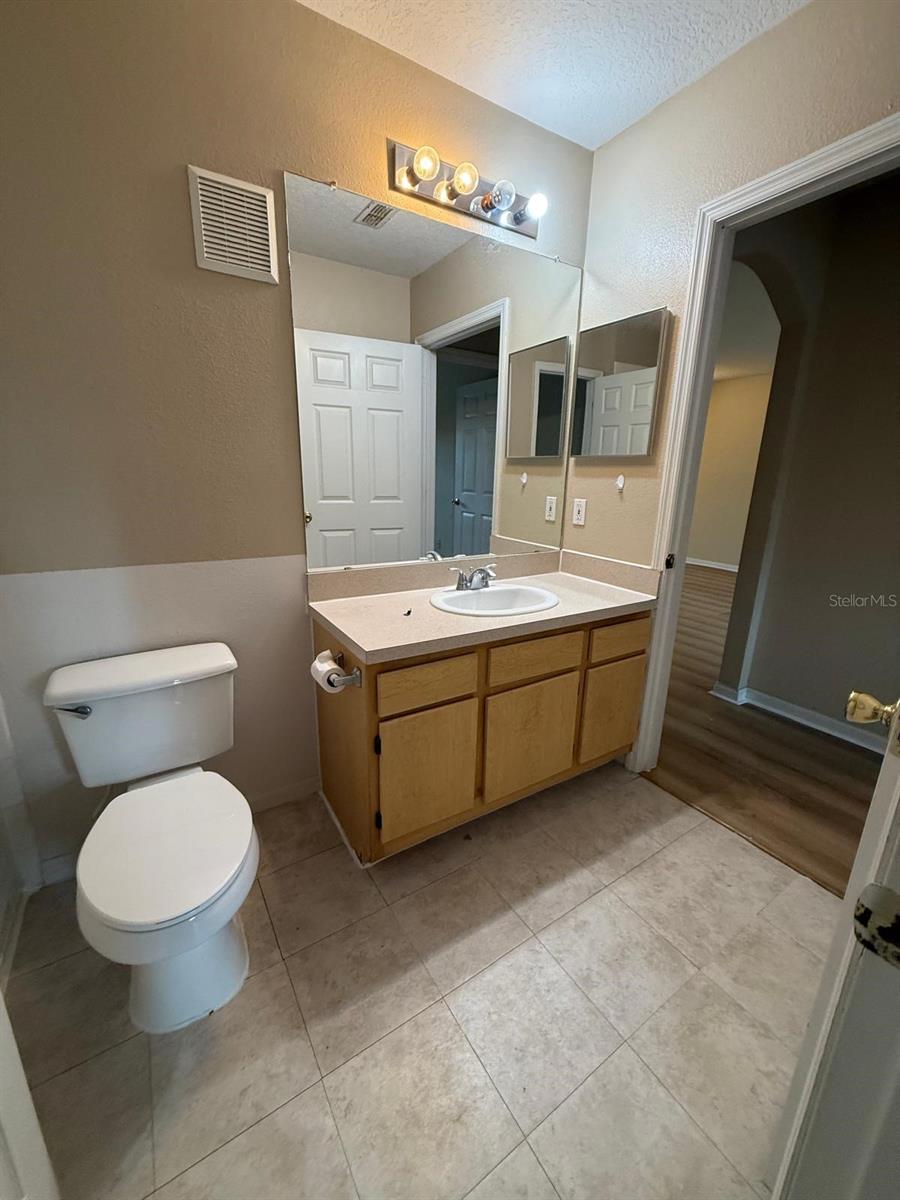 Image 11 of 13 For 6548 Swissco Drive 625