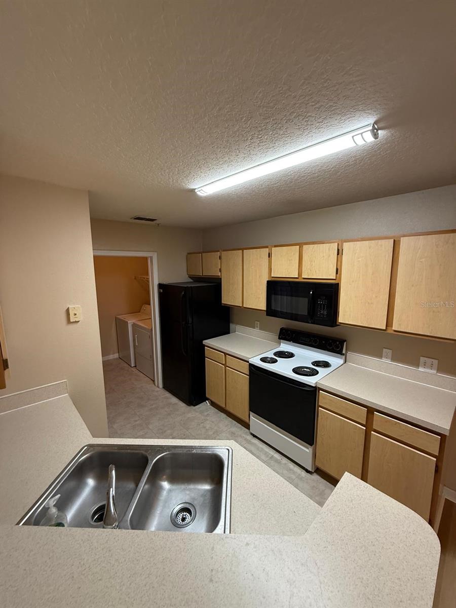 Image 2 of 13 For 6548 Swissco Drive 625