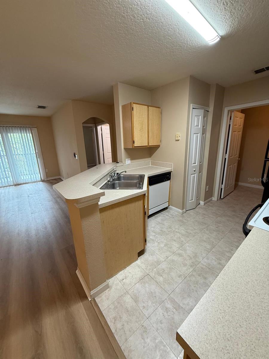 Image 3 of 13 For 6548 Swissco Drive 625