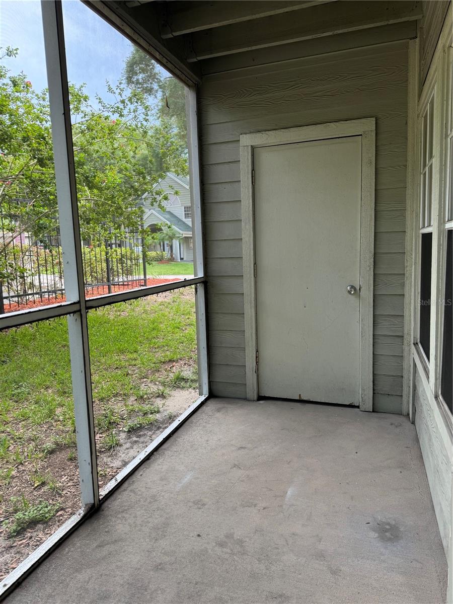 Image 14 of 31 For 6064 Westgate Dr  103