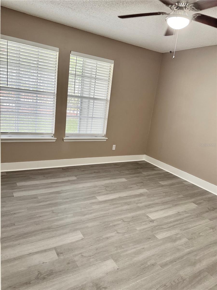 Image 18 of 31 For 6064 Westgate Dr  103