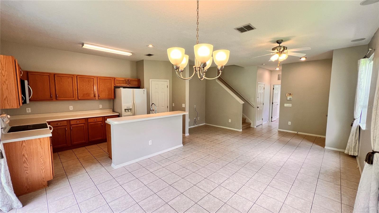 Image 10 of 42 For 612 Old Pine Court
