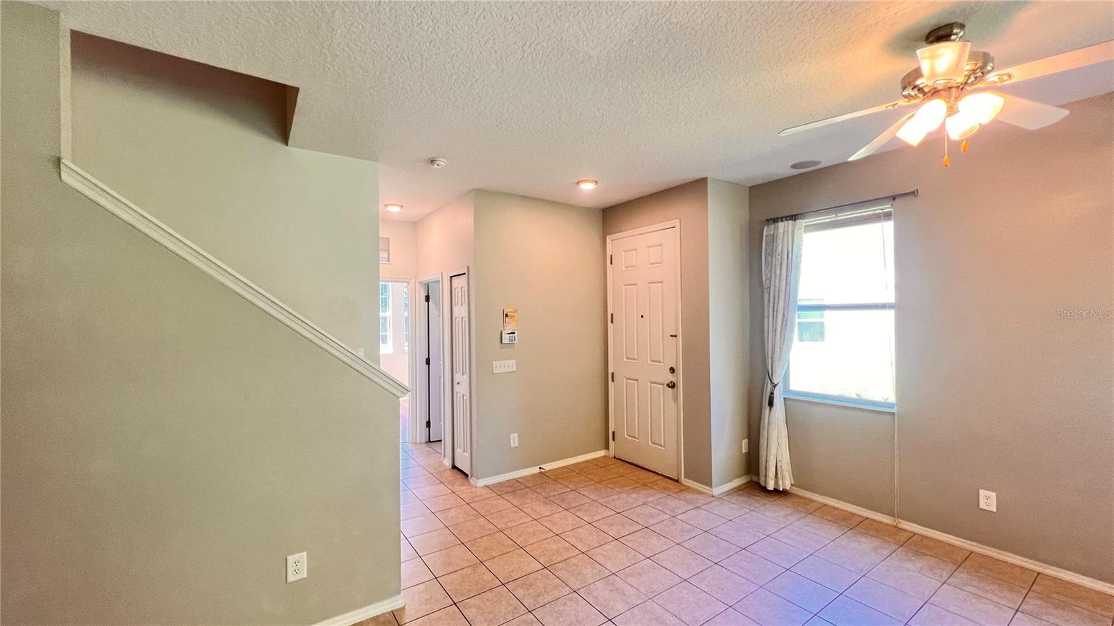 Image 34 of 42 For 612 Old Pine Court