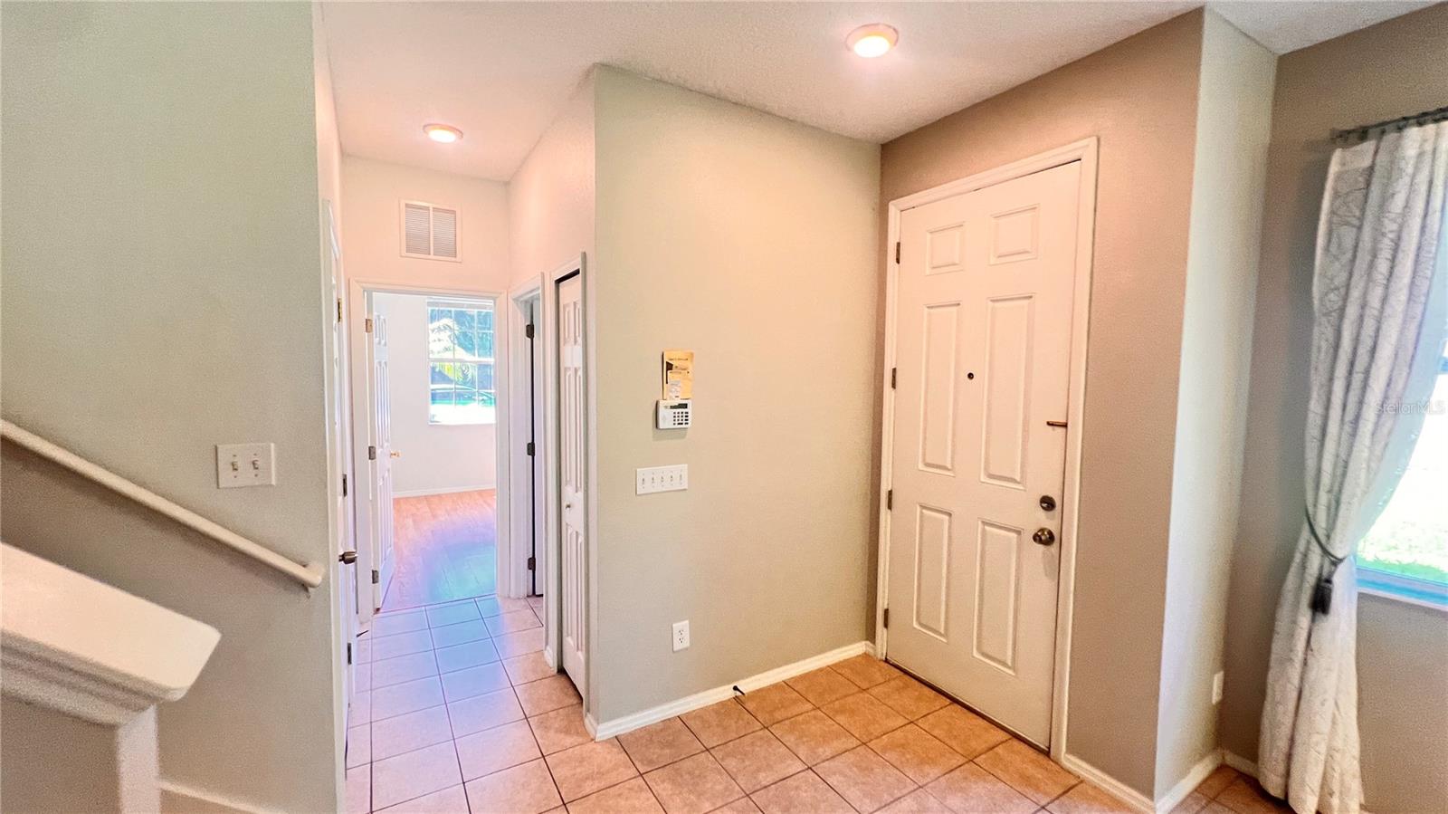 Image 35 of 42 For 612 Old Pine Court