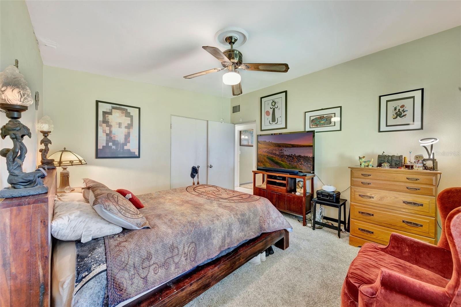 Image 16 of 29 For 1905 Amelia Street