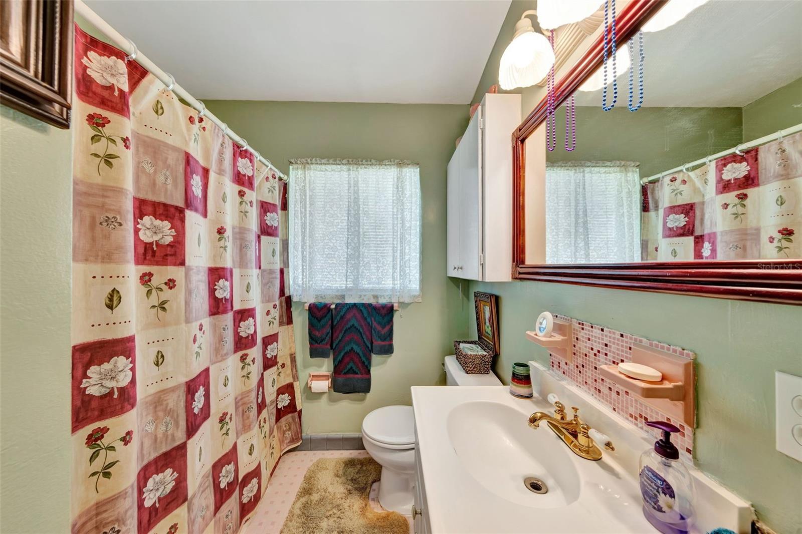 Image 18 of 29 For 1905 Amelia Street