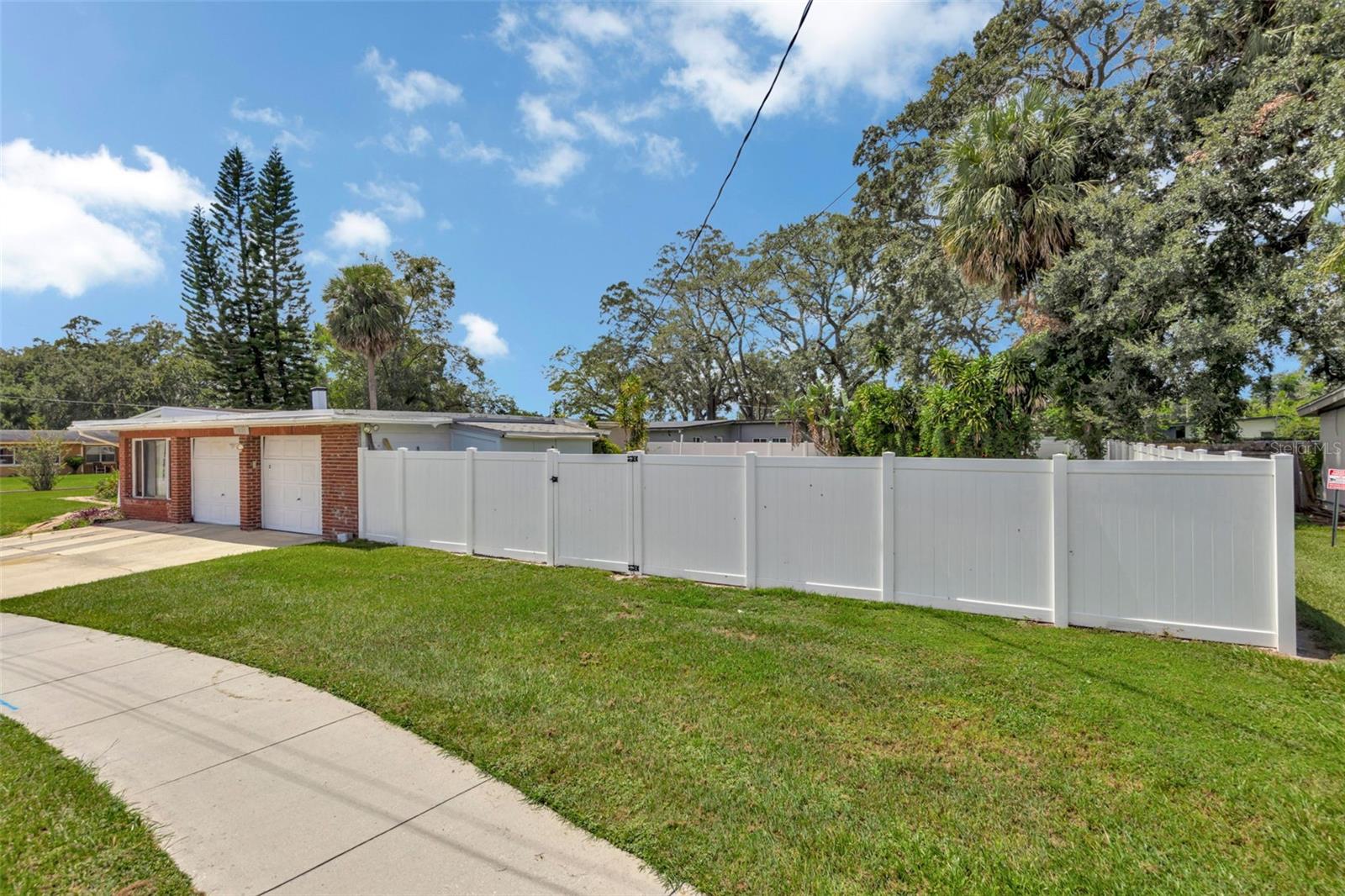 Image 29 of 29 For 1905 Amelia Street