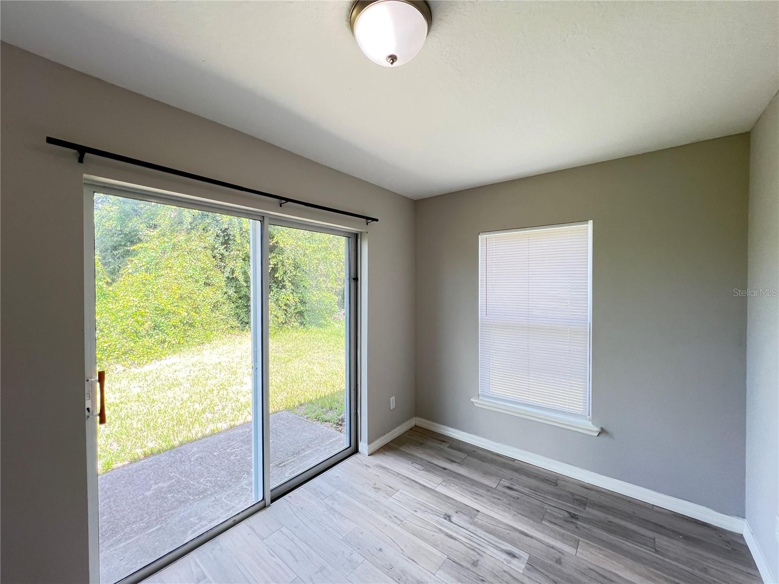 Image 12 of 29 For 1902 Laredo Drive