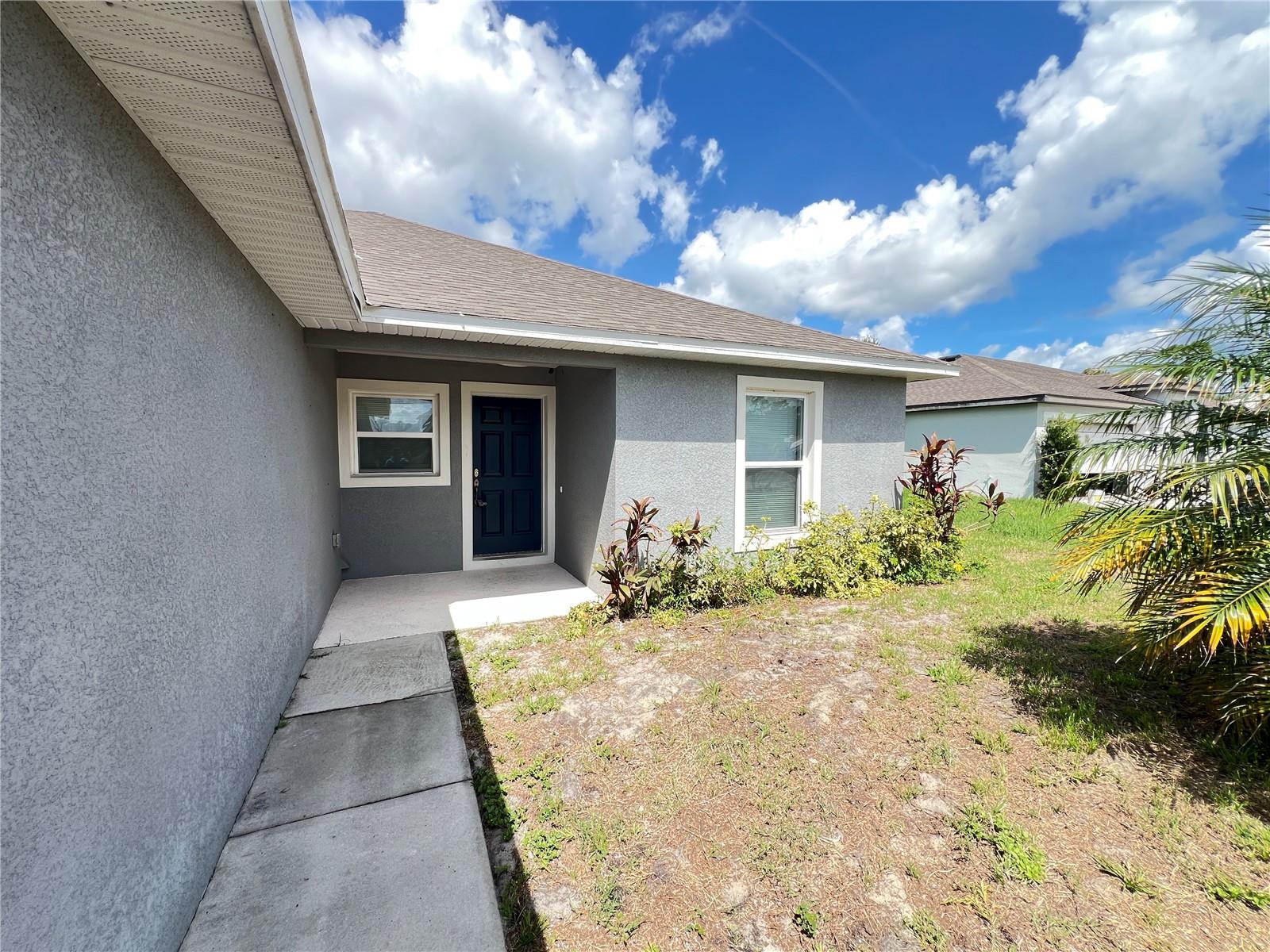 Image 5 of 29 For 1902 Laredo Drive