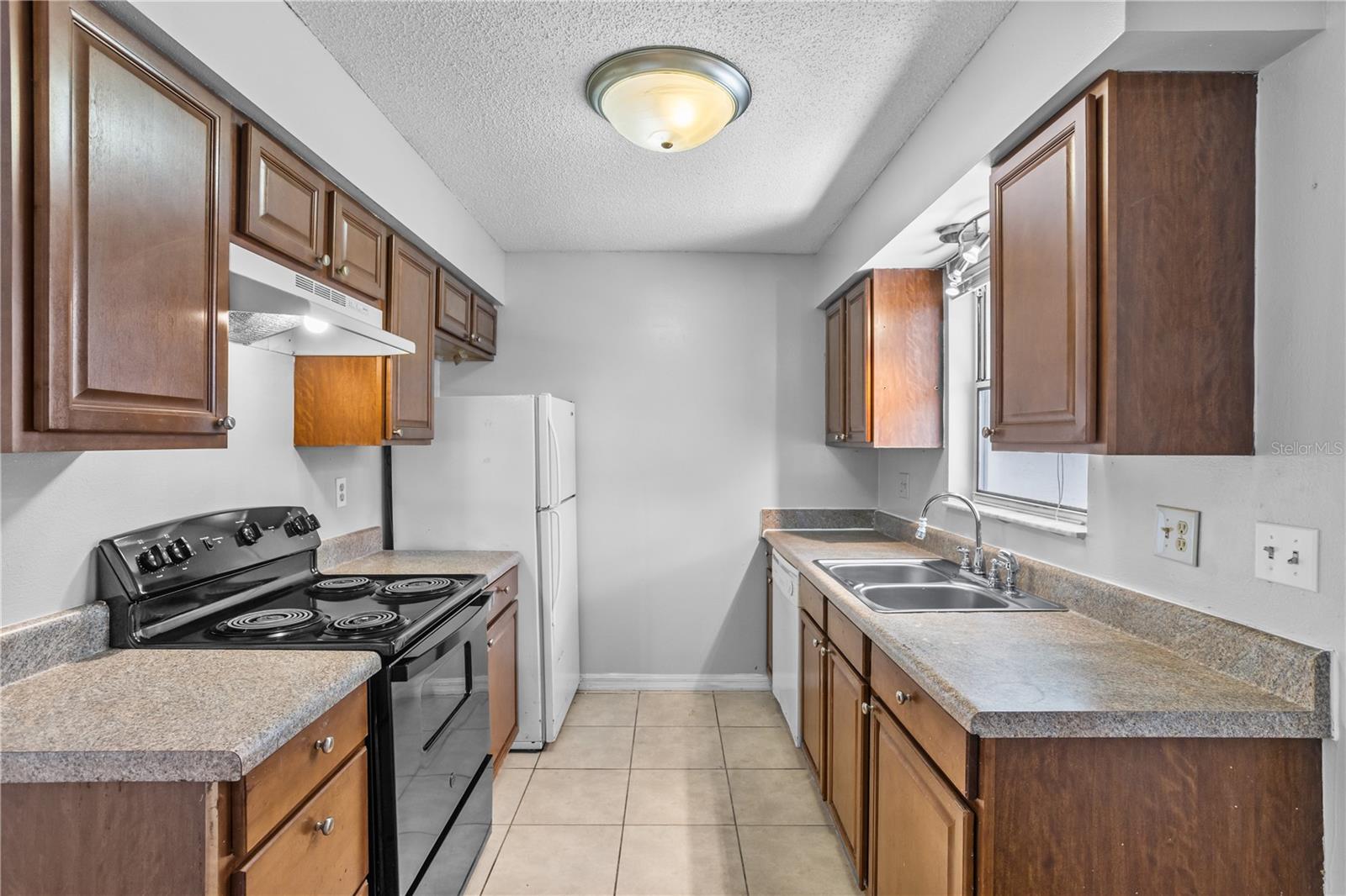 Image 22 of 39 For 1230 Sago Palm Boulevard