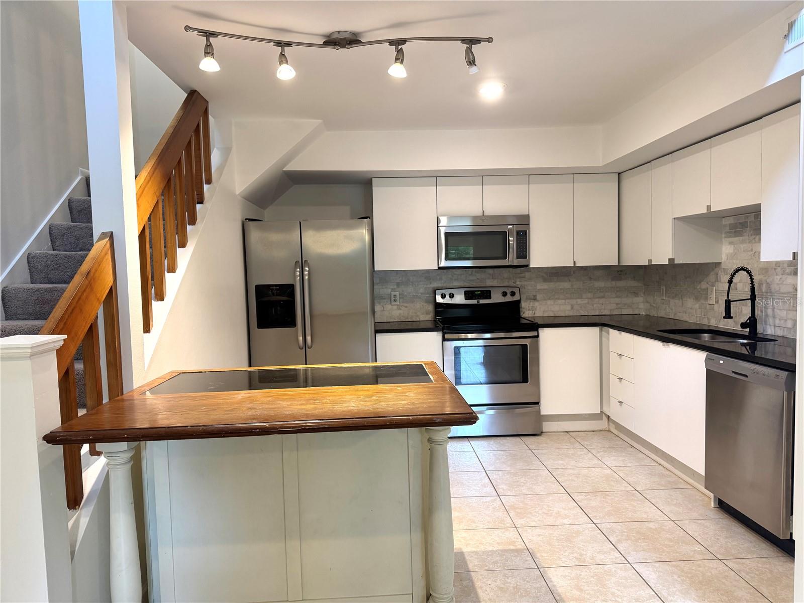 Image 6 of 41 For 8341 Citrus Chase Drive
