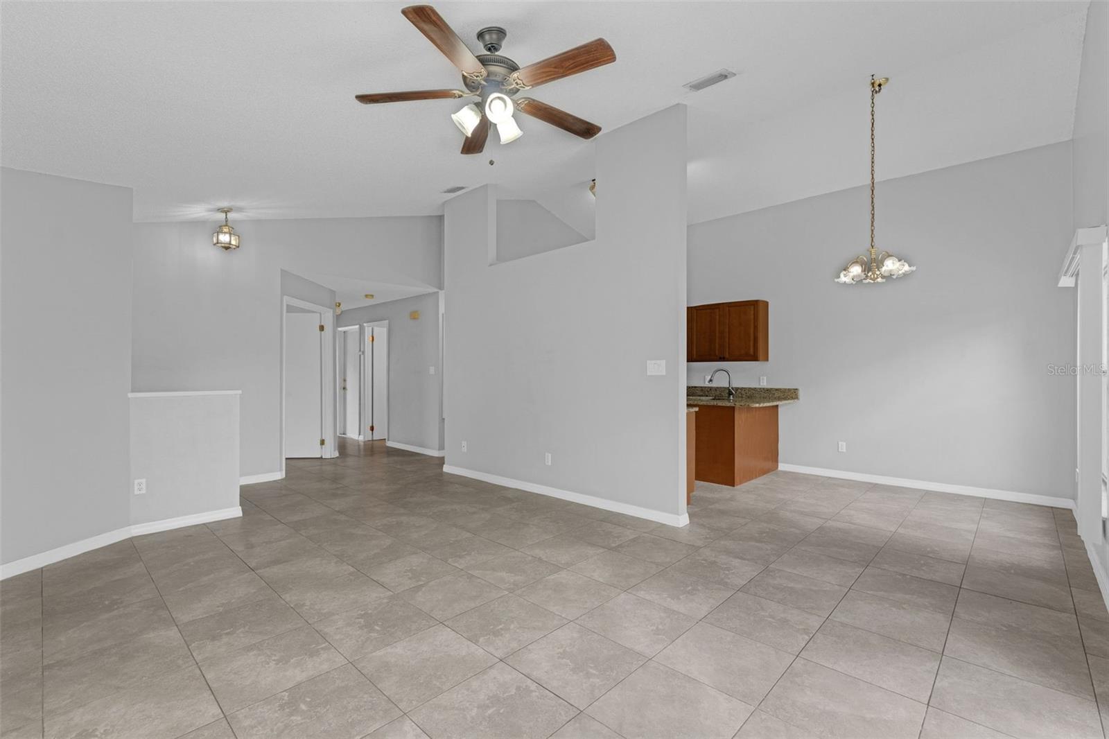 Image 5 of 40 For 11502 Keeley Court