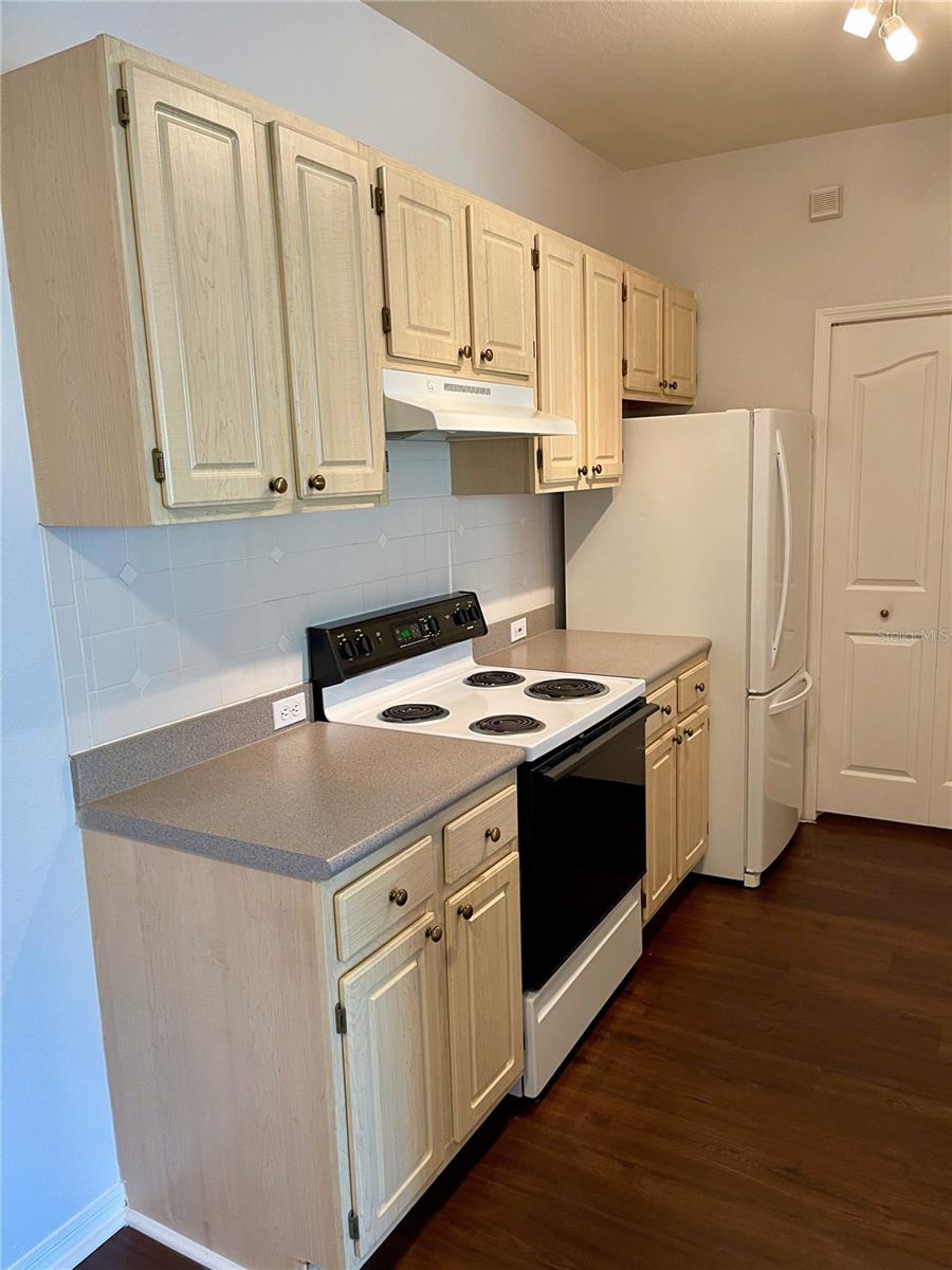 Image 9 of 18 For 2627 Maitland Crossing Way 110