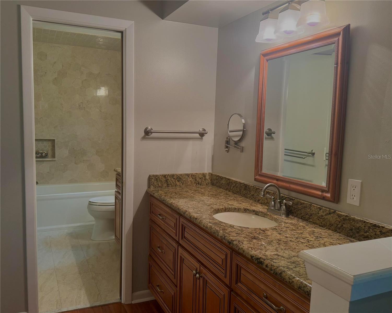 Image 12 of 37 For 8932 Royal Birkdale Lane