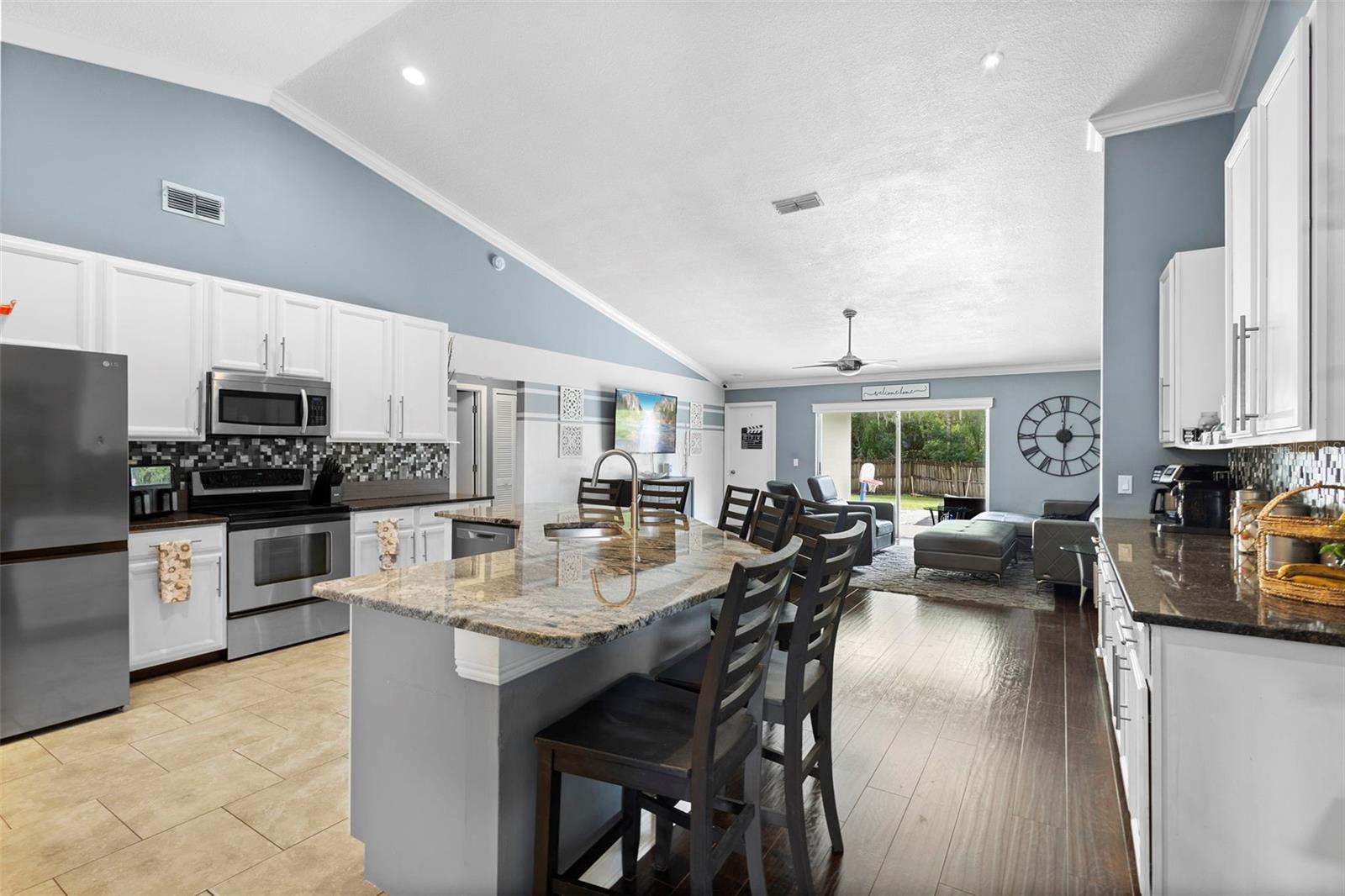 Image 7 of 38 For 4021 Eagle Feather Drive