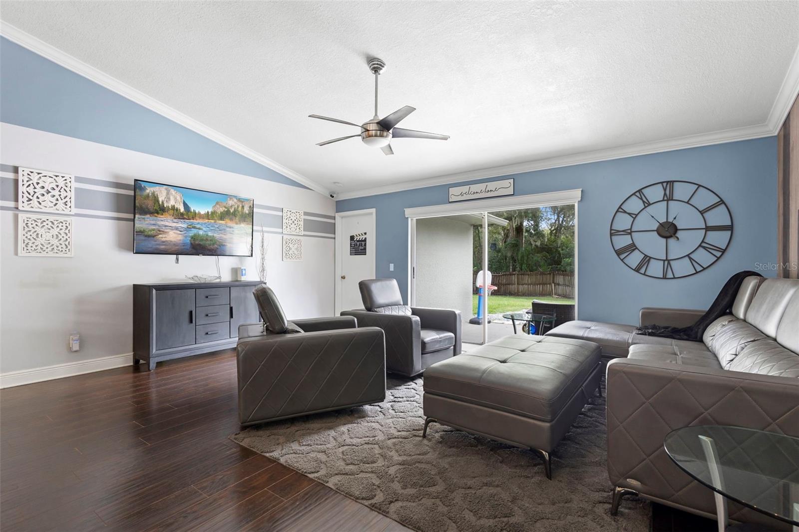 Image 9 of 38 For 4021 Eagle Feather Drive