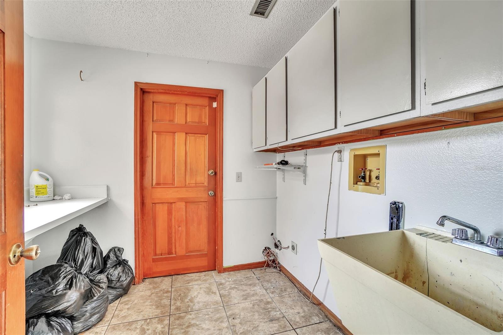 Listing photo id 22 for 13 Bass Lake Drive