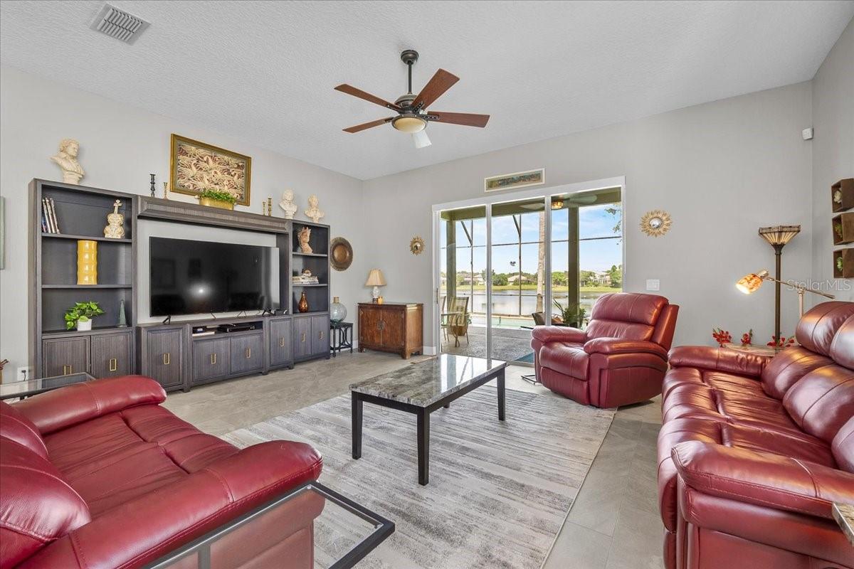 Image 12 of 29 For 6523 Lake Pembroke Place
