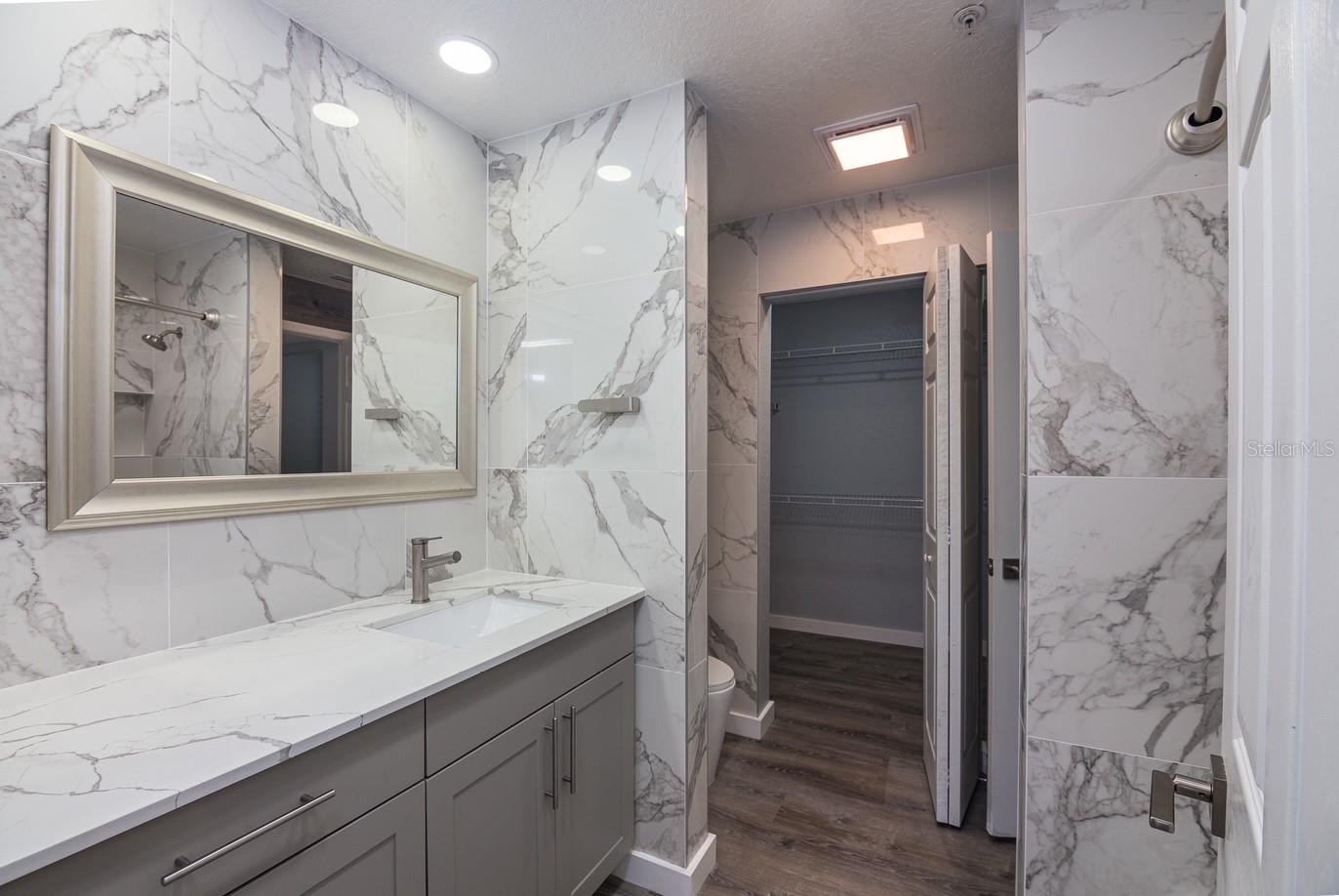 Image 14 of 28 For 6416 Raleigh Street 2614