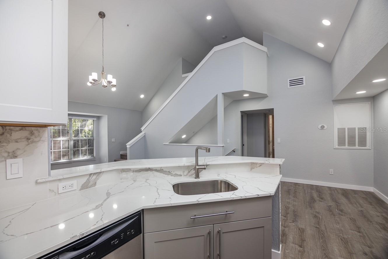 Image 6 of 28 For 6416 Raleigh Street 2614