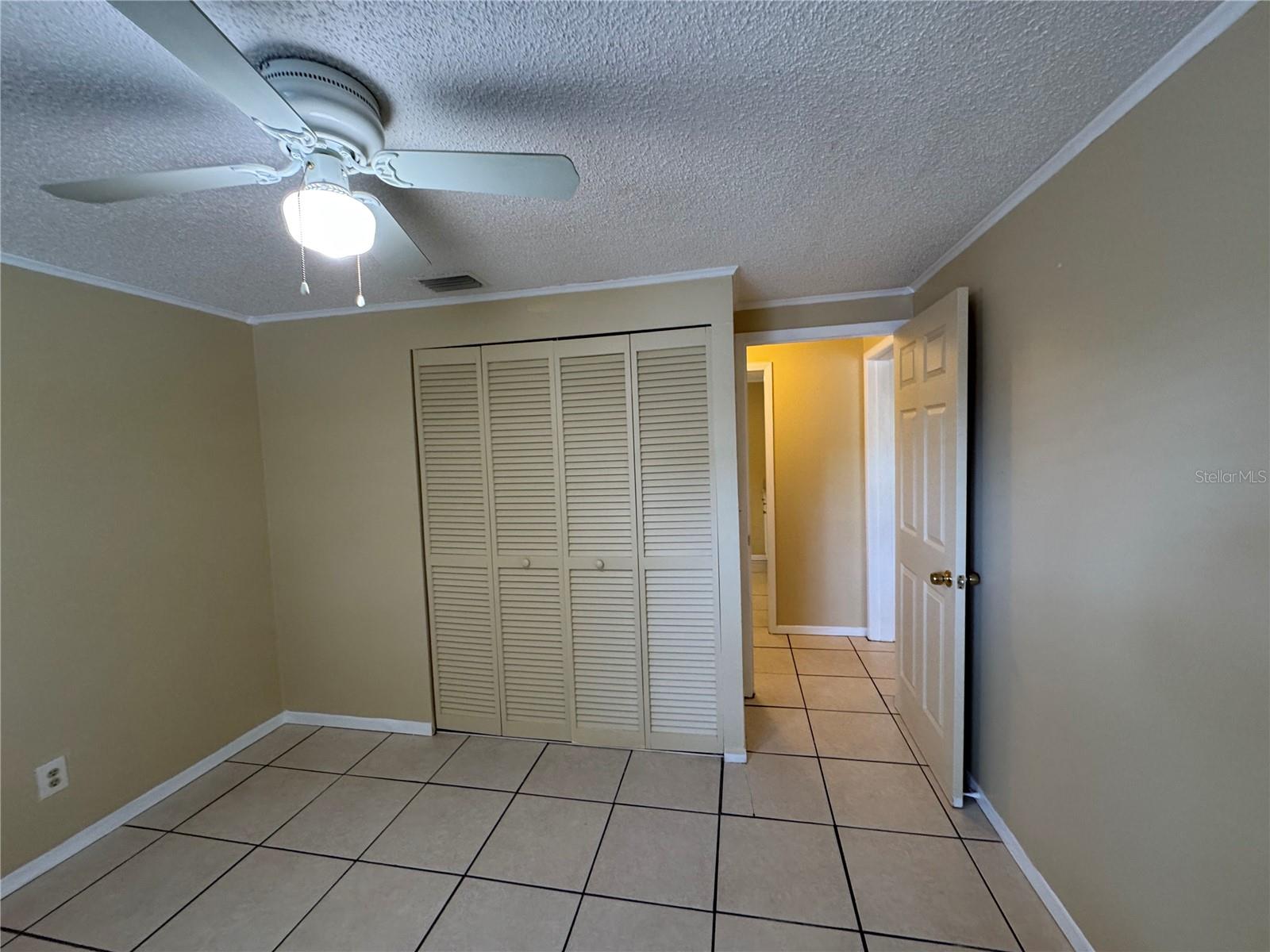 Image 15 of 29 For 359 Chaucer Court