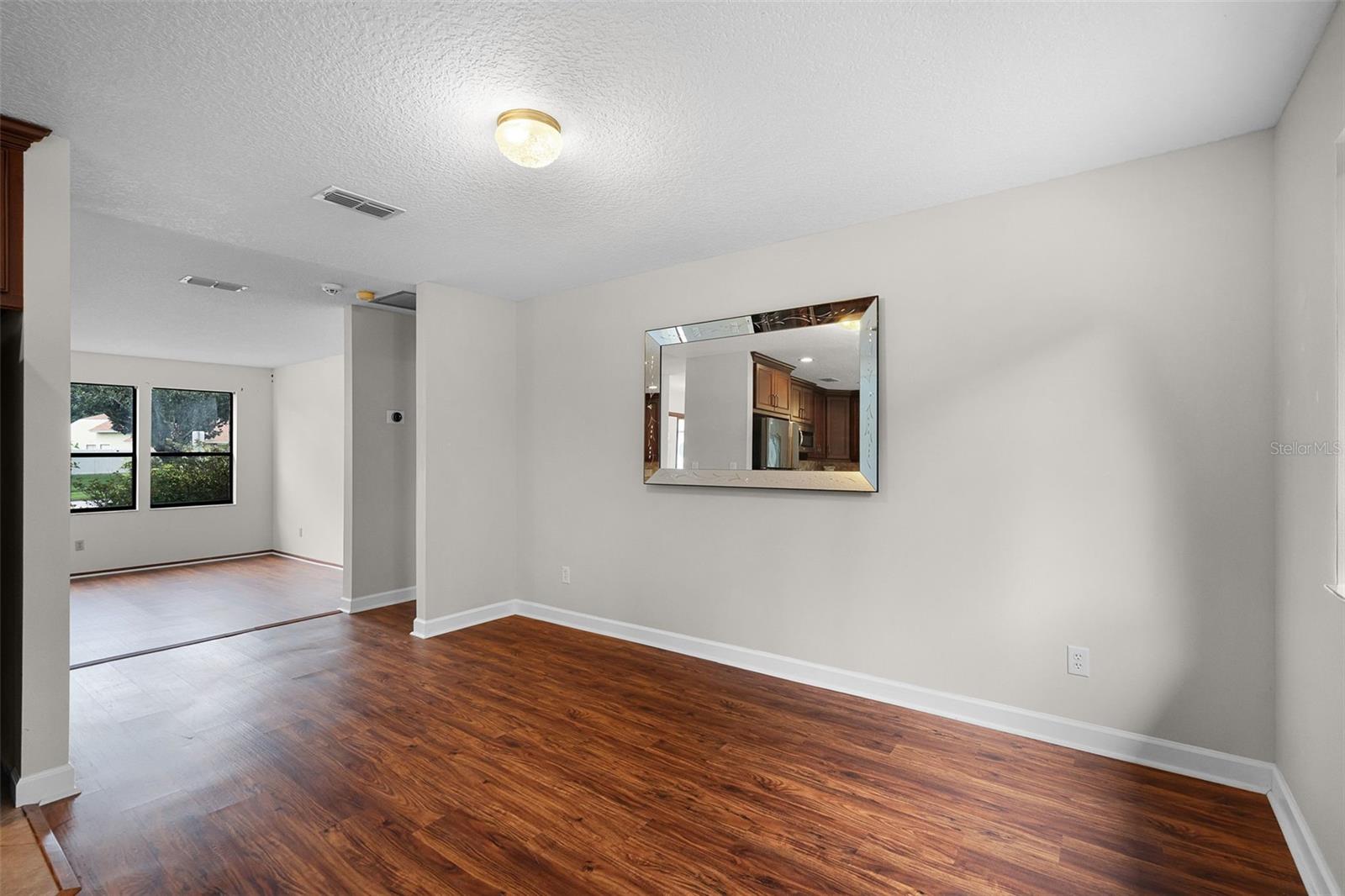 Image 17 of 38 For 7828 Snowberry Circle