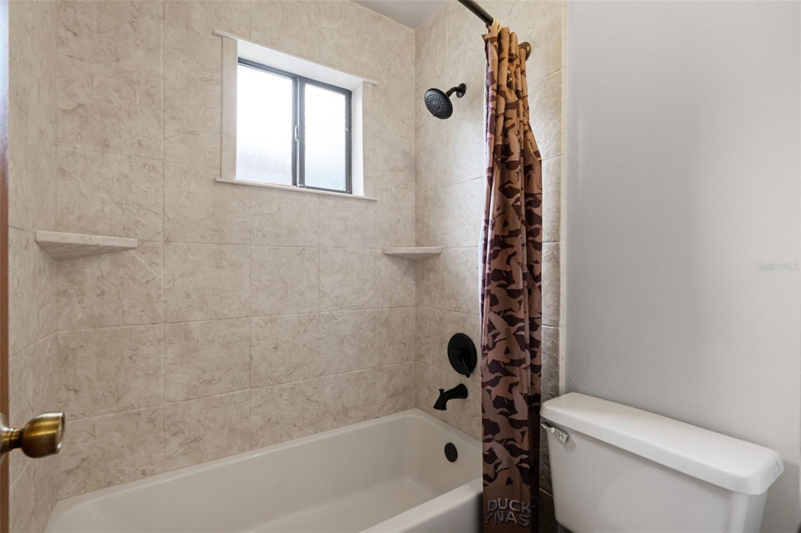 Image 26 of 38 For 7828 Snowberry Circle