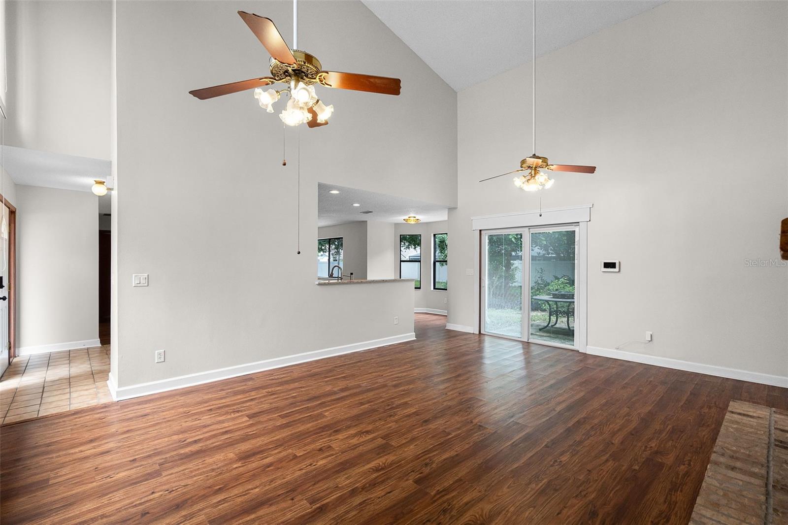 Image 8 of 38 For 7828 Snowberry Circle