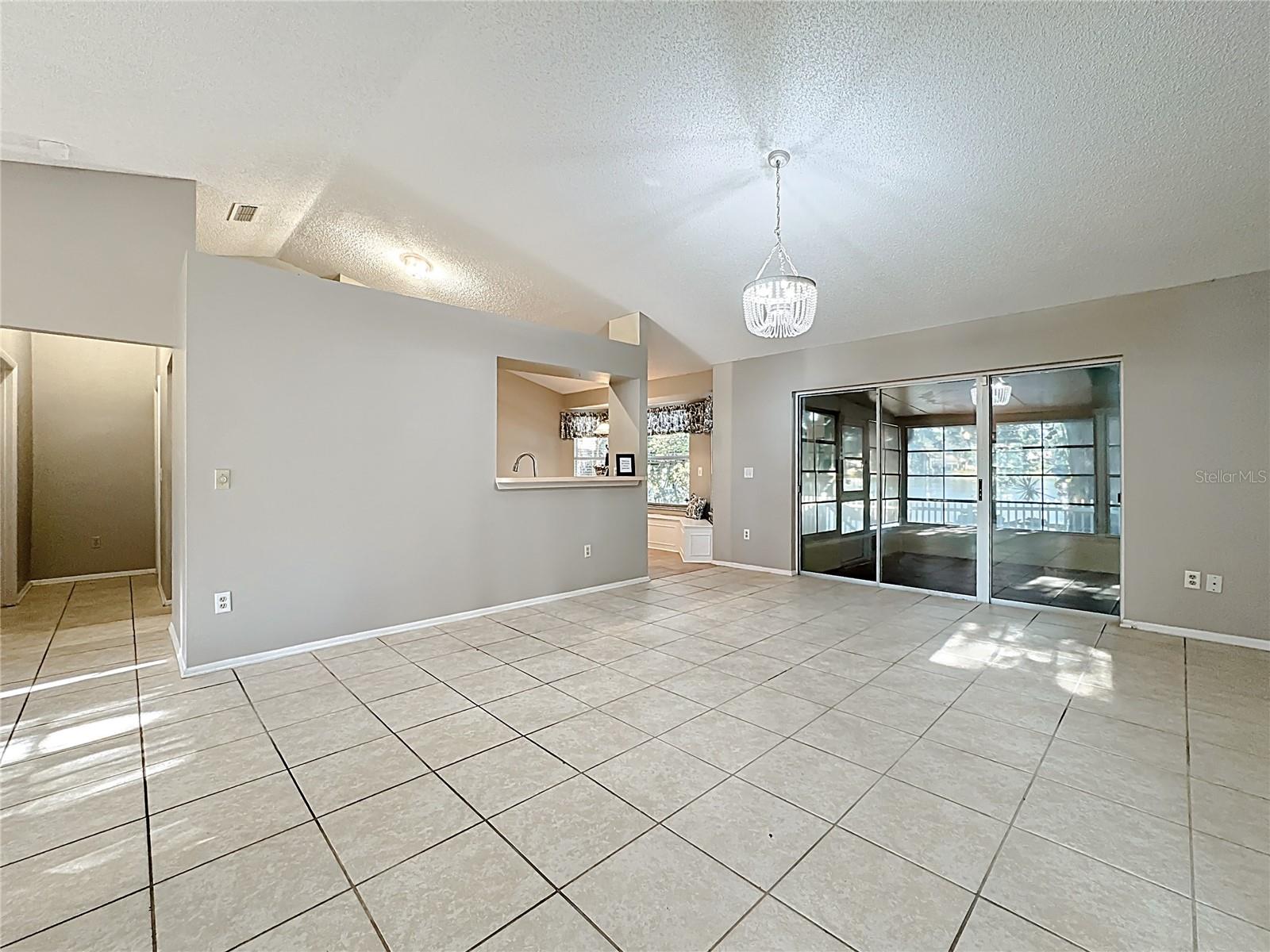 Image 7 of 29 For 312 Country Landing Boulevard