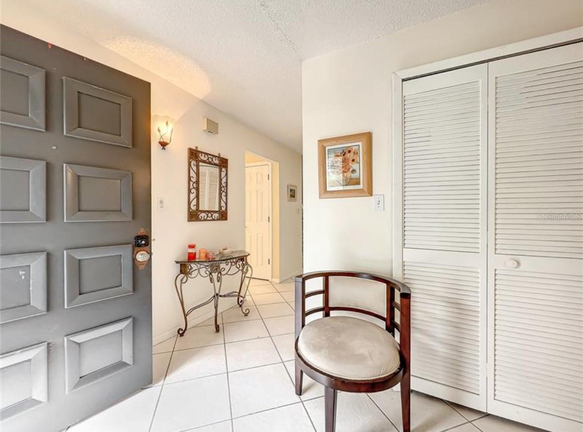 Image 4 of 40 For 1 Escondido Circle 170