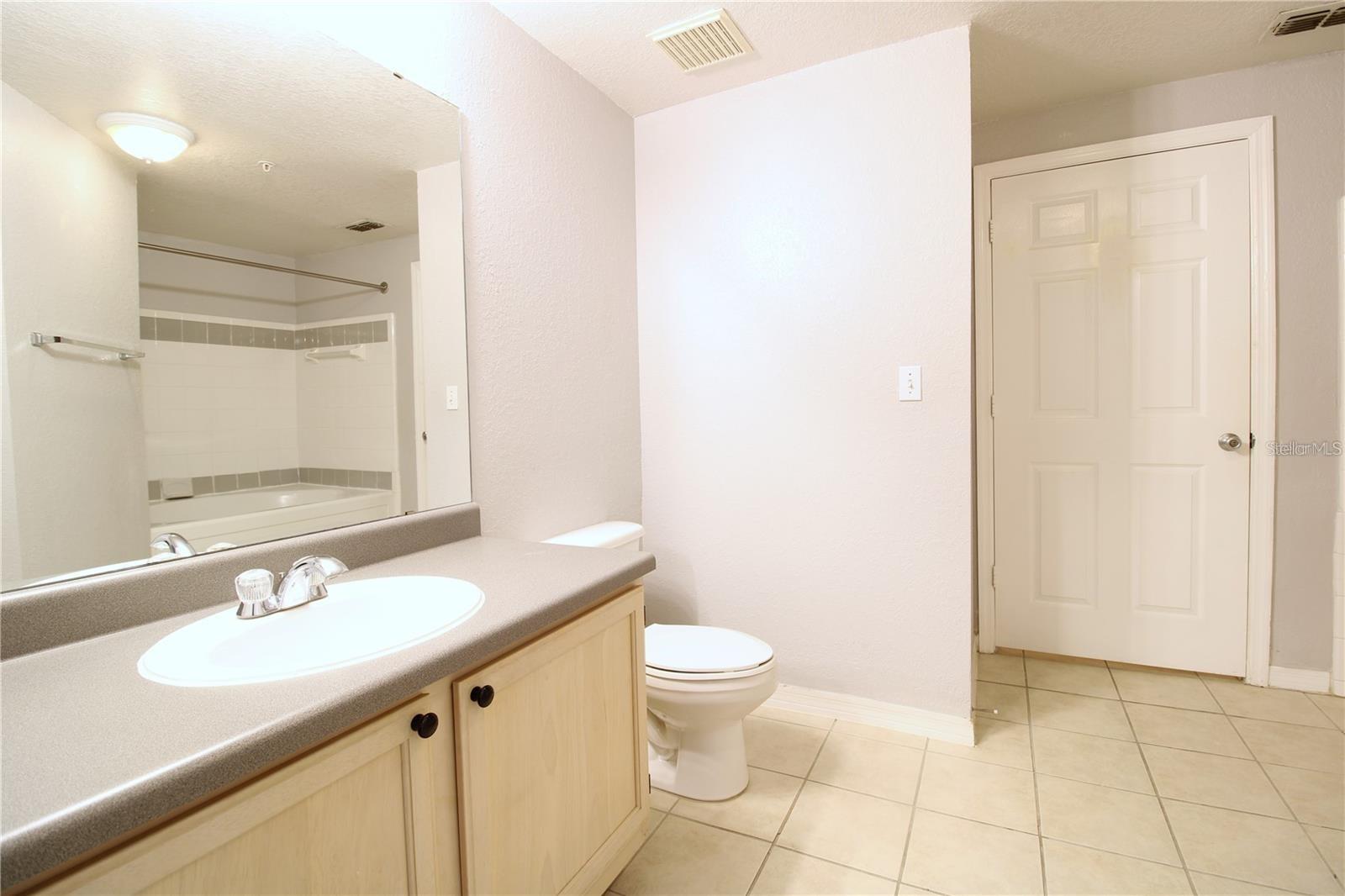 Image 17 of 24 For 3480 Soho Street 205