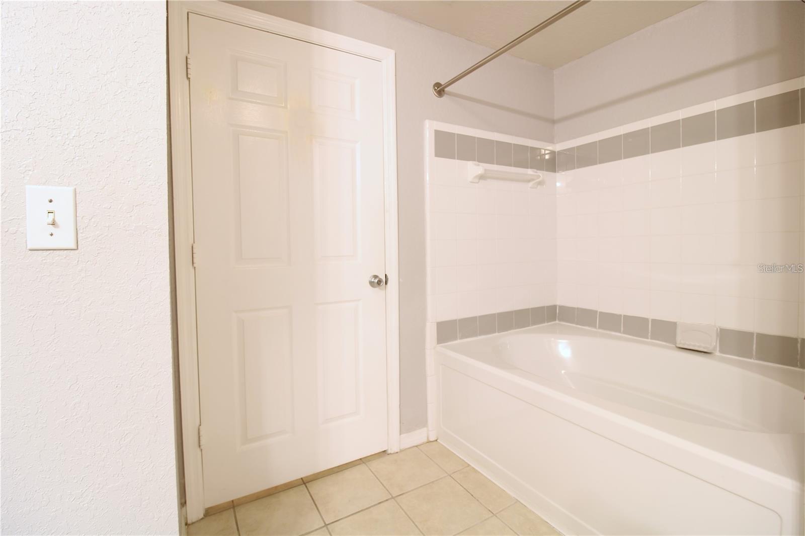 Image 18 of 24 For 3480 Soho Street 205