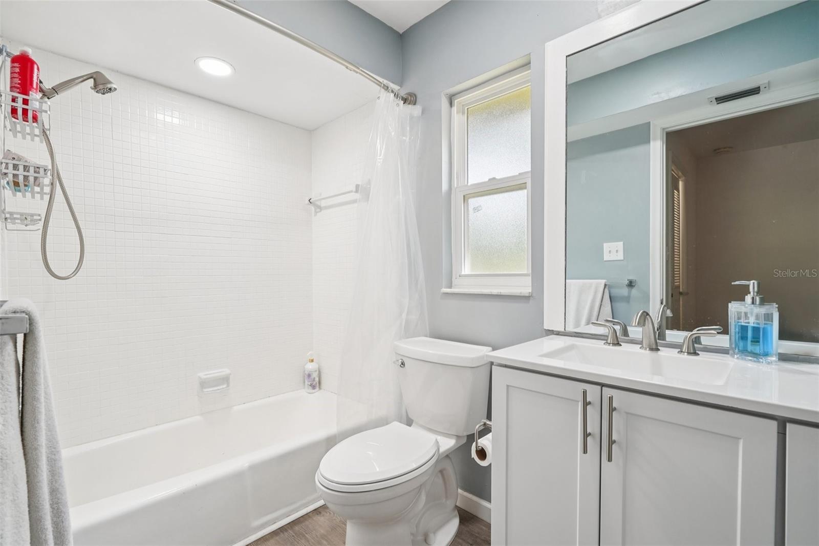 Image 13 of 24 For 2901 1st Avenue