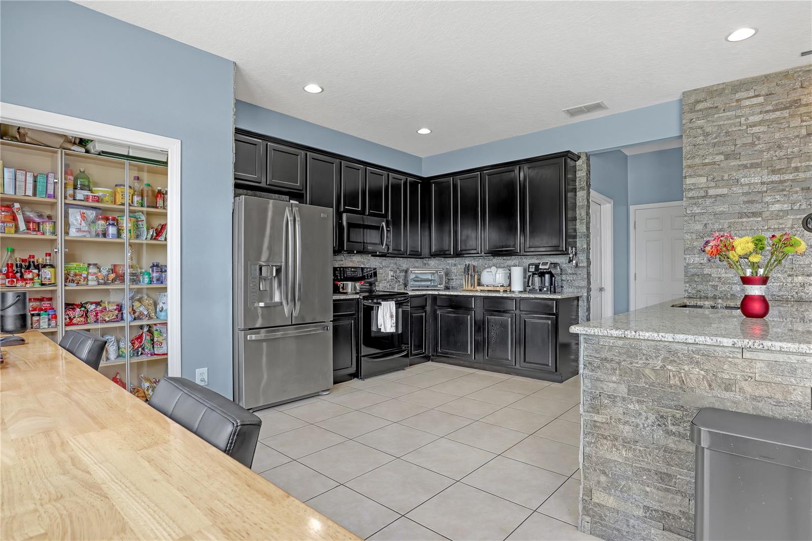 Image 12 of 48 For 2718 Curpin Lane