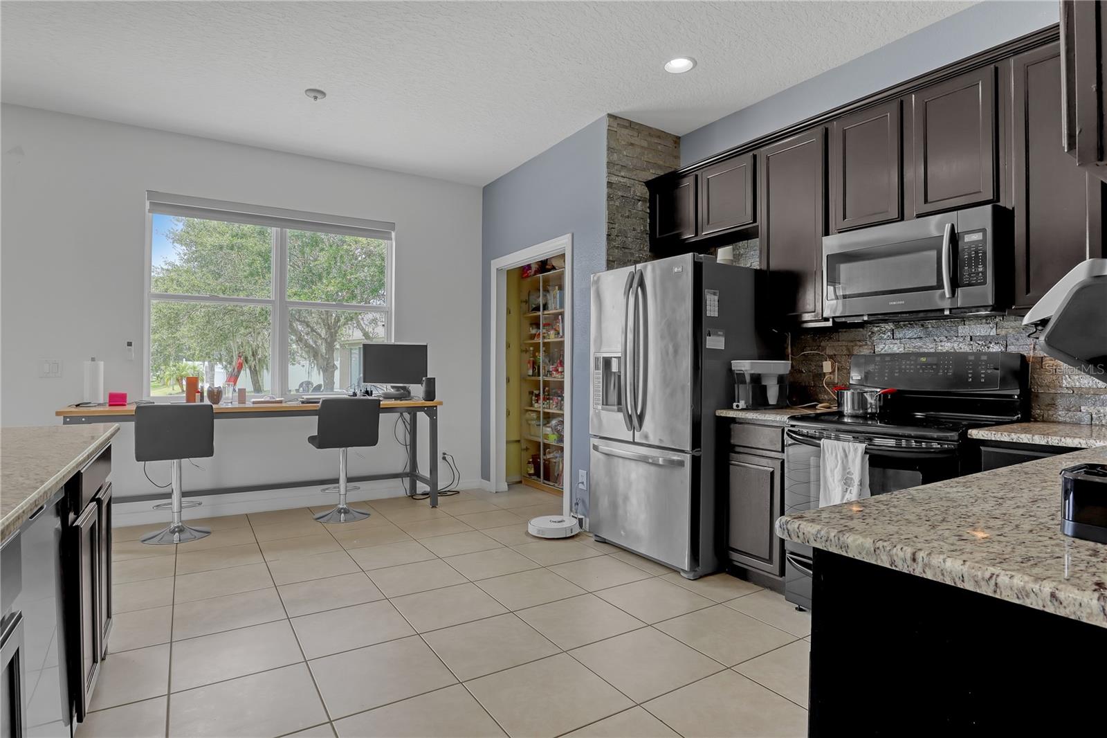 Image 16 of 48 For 2718 Curpin Lane