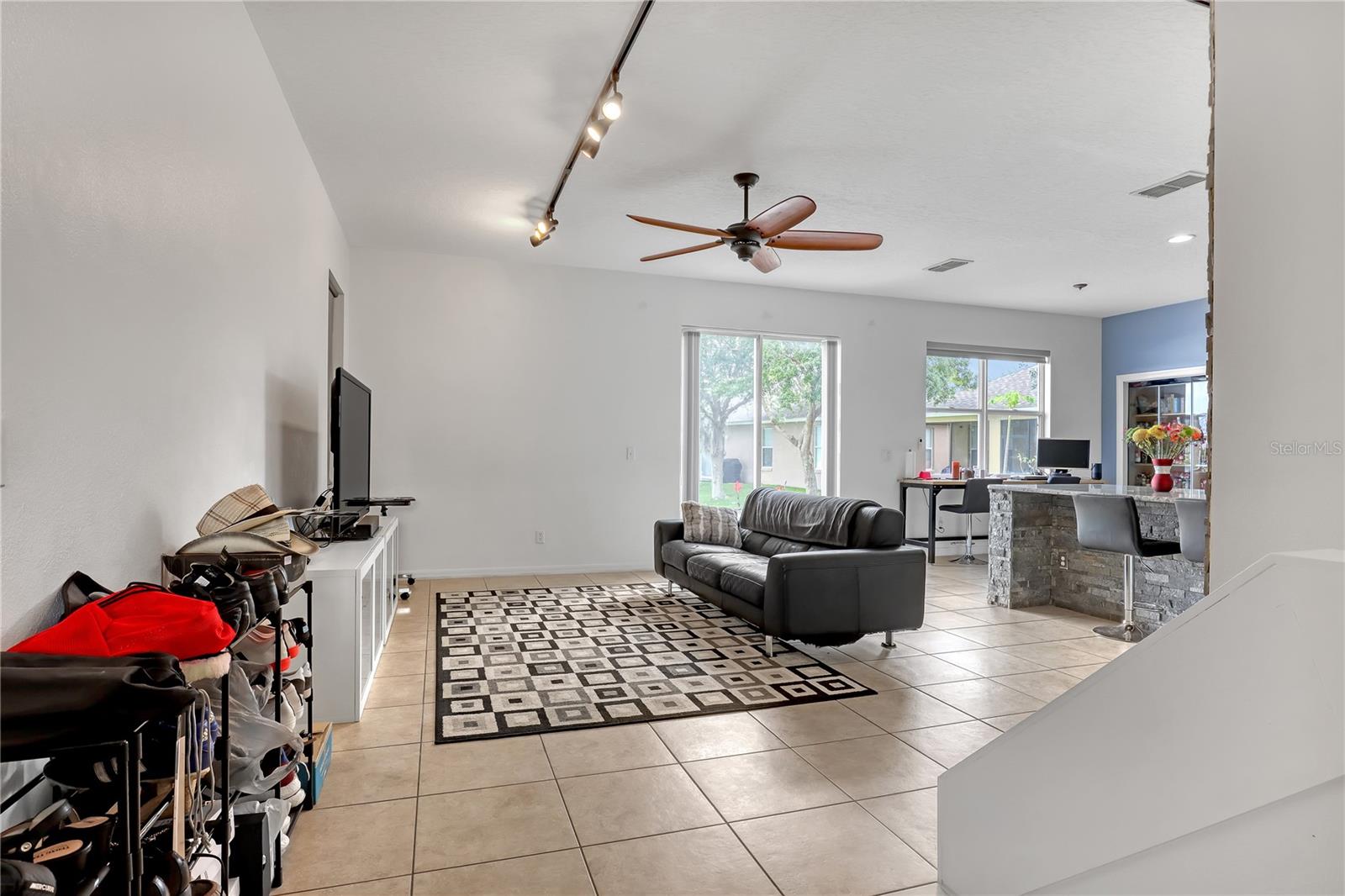 Image 6 of 48 For 2718 Curpin Lane