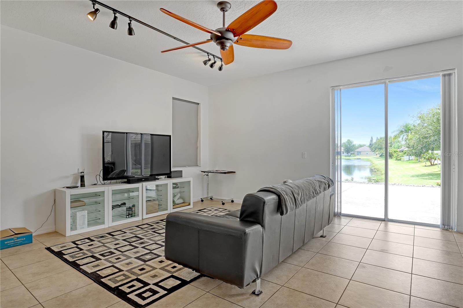Image 9 of 48 For 2718 Curpin Lane