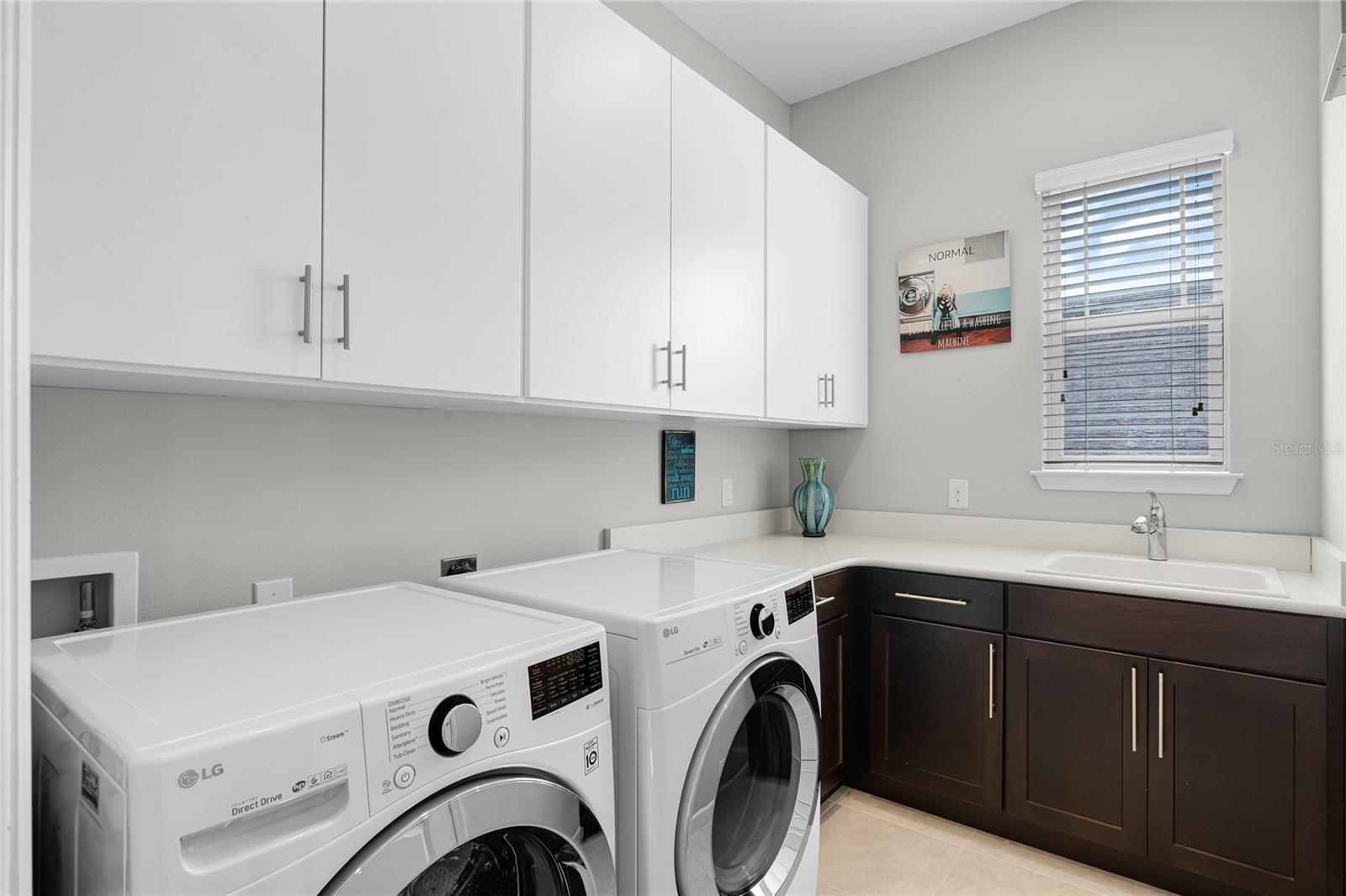 Image 24 of 55 For 9335 Richet Place