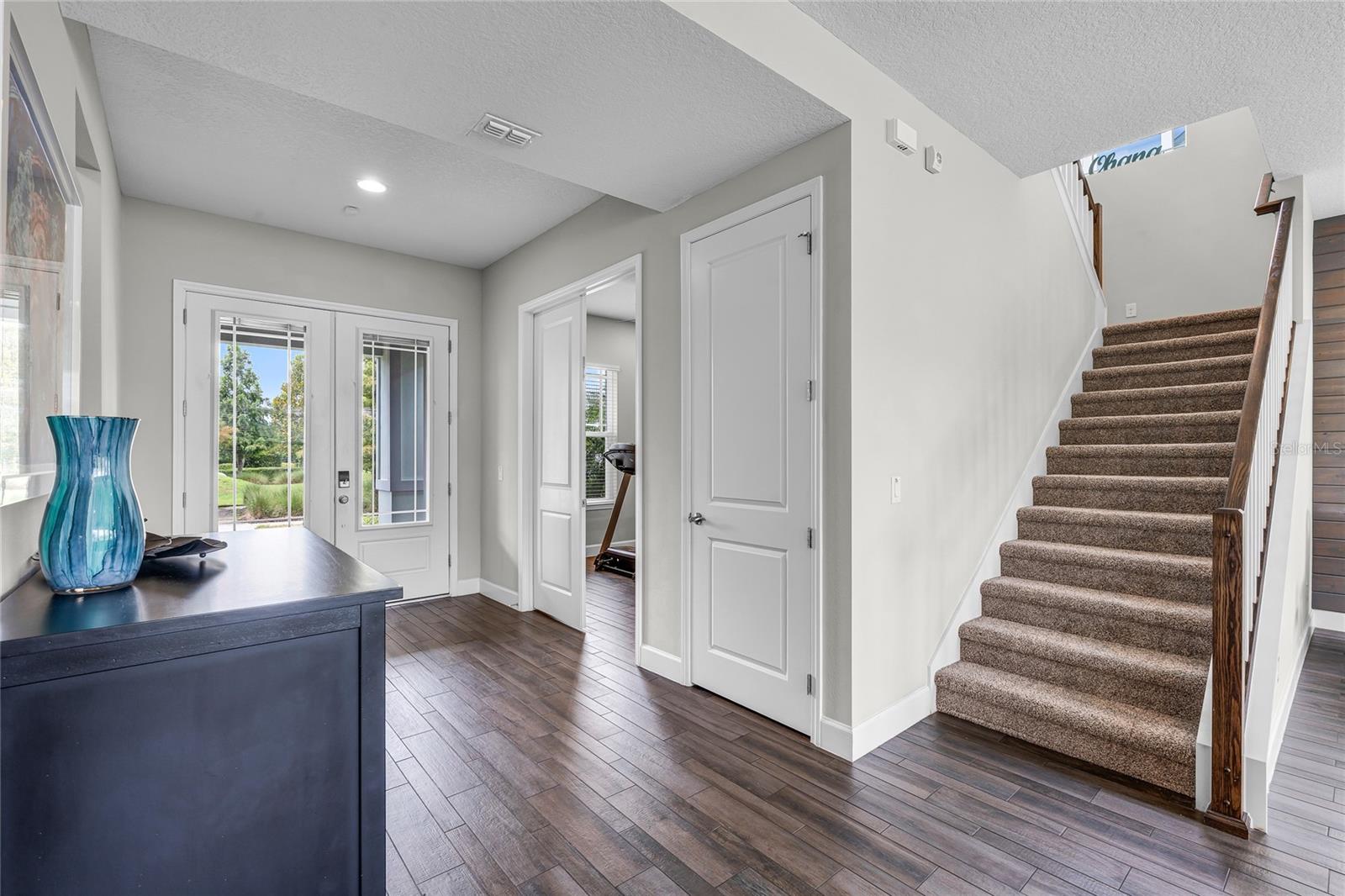 Image 4 of 55 For 9335 Richet Place