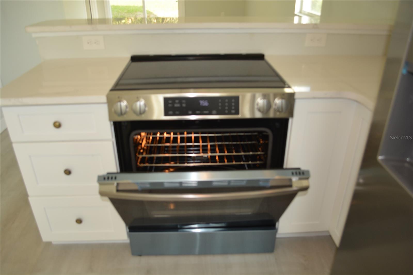 Image 16 of 41 For 2221 Sipes Avenue Avenue