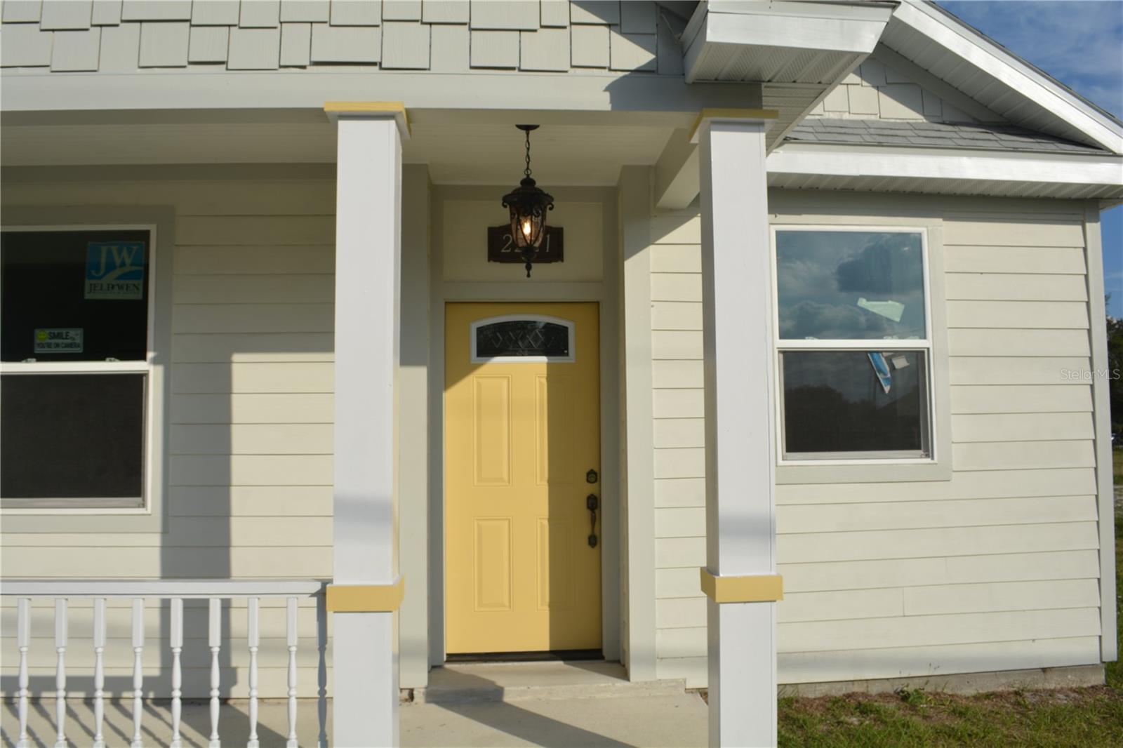 Image 4 of 41 For 2221 Sipes Avenue Avenue