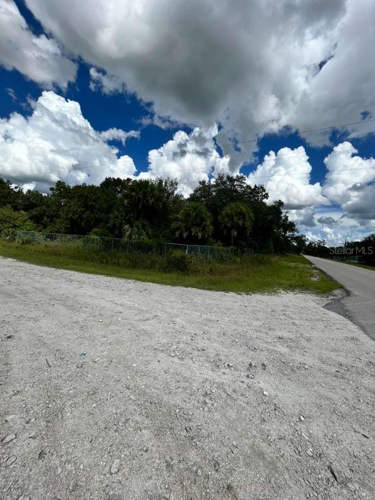 Image 4 of 10 For 265 Arboleda Street