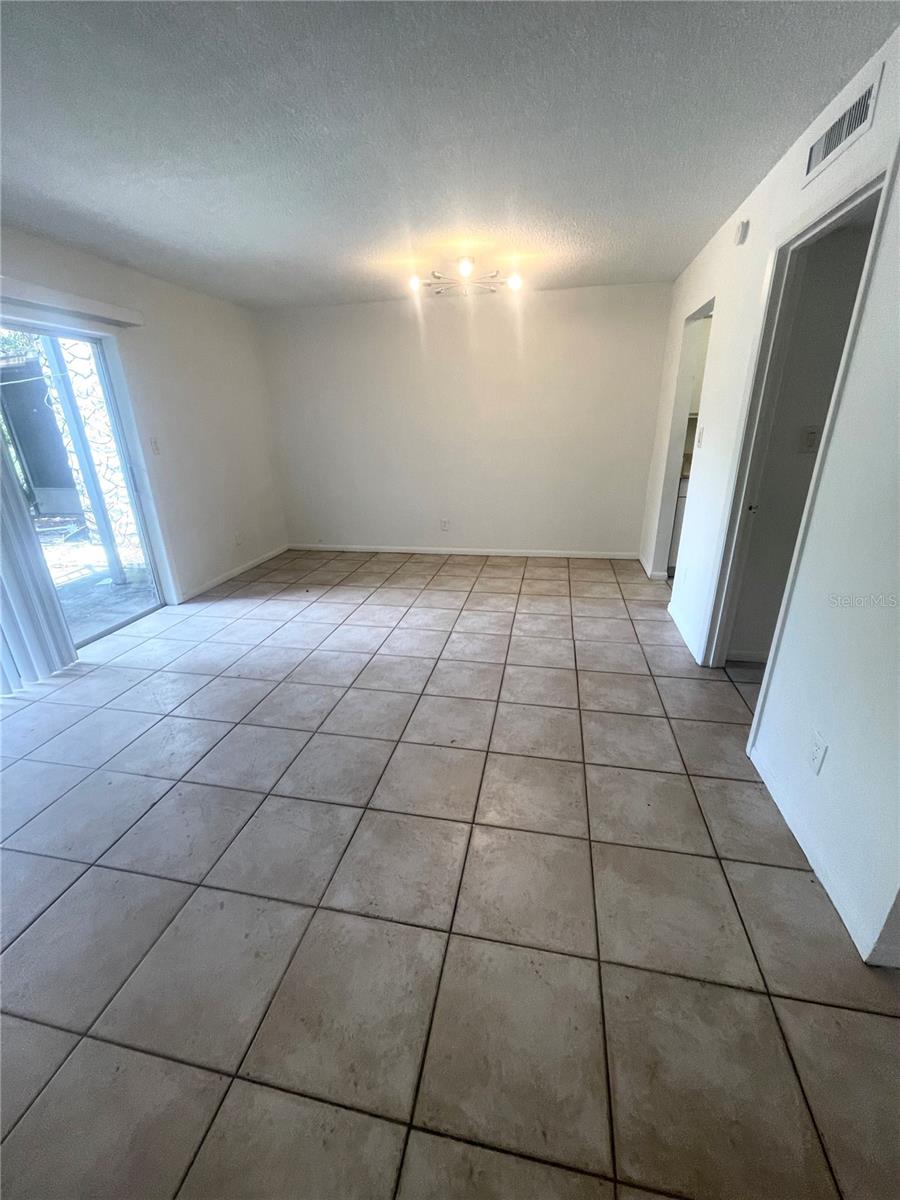 Image 7 of 13 For 7417 Daniel Webster Drive 3