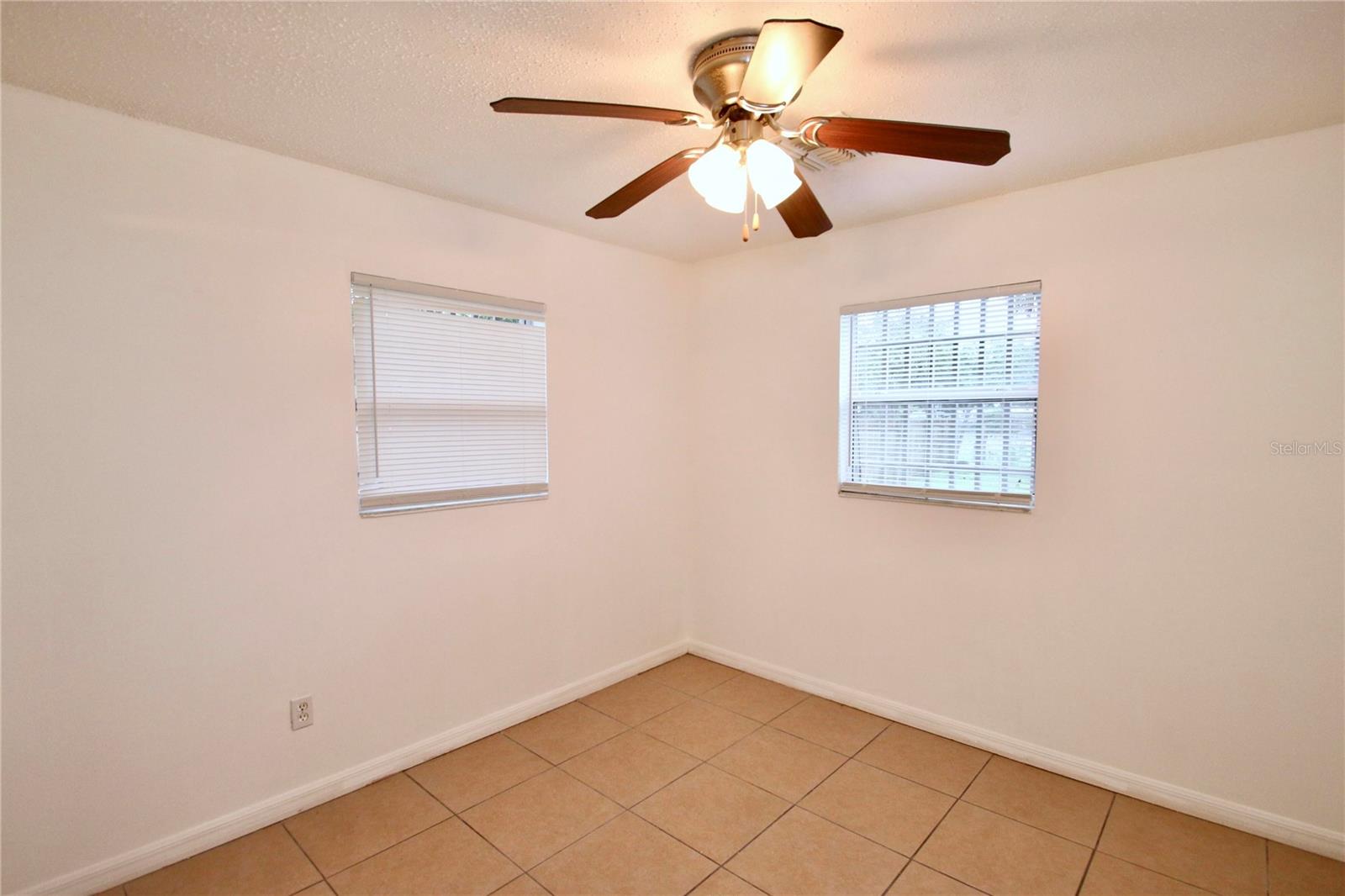 Image 18 of 31 For 1260 Depugh Street