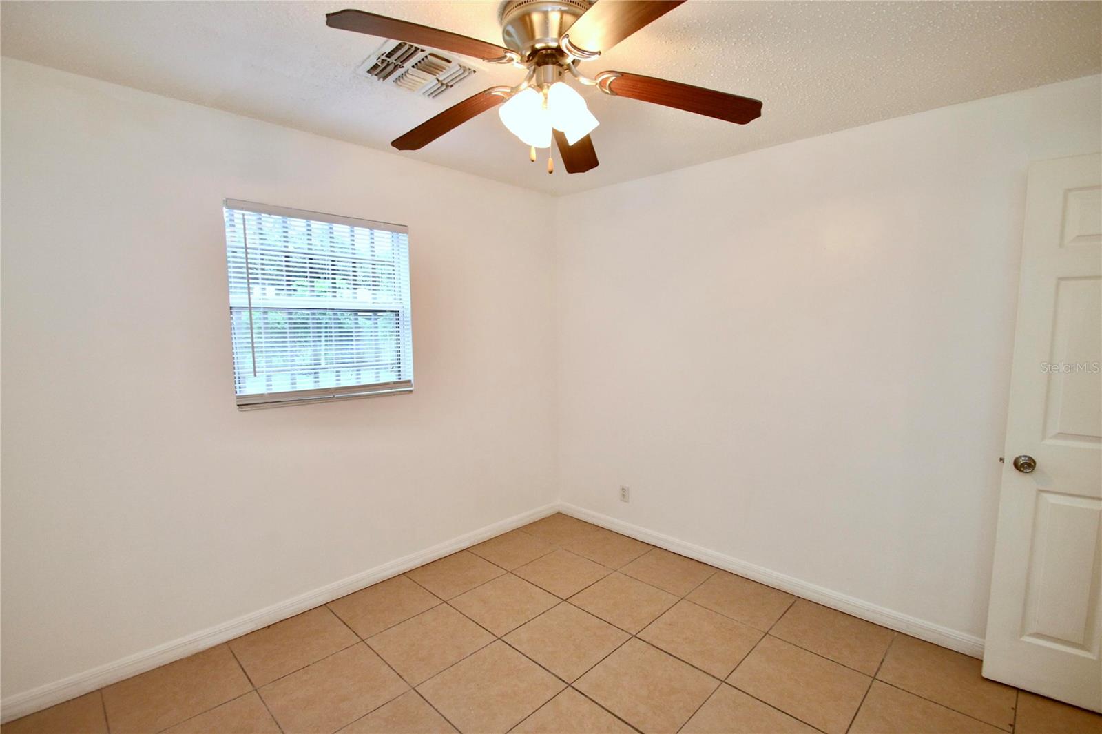 Image 20 of 31 For 1260 Depugh Street